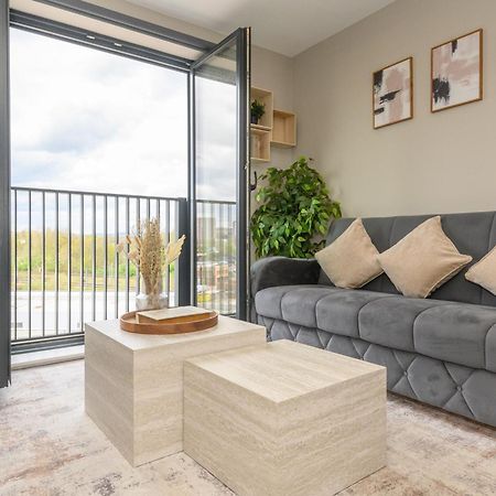 Springwell Suite - City Centre - Balcony & Pool Table - 3 Bed Лийдс Екстериор снимка